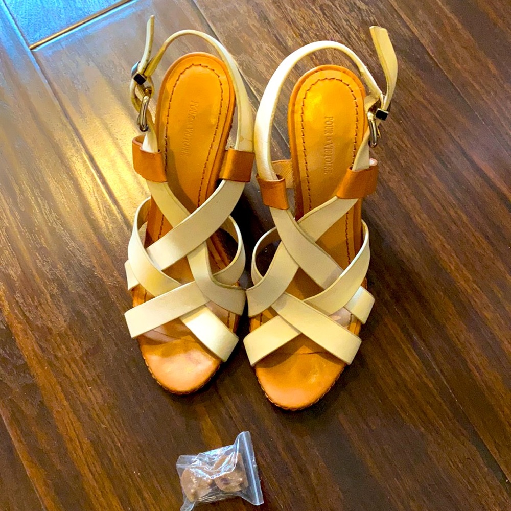 White and tan heels- Pour la Victoire